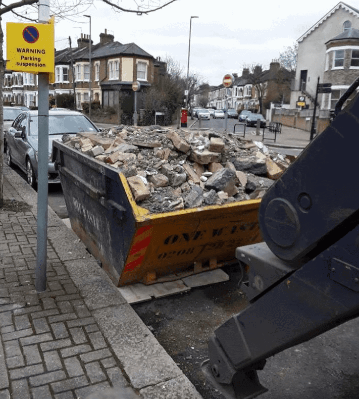 how does skip hire work